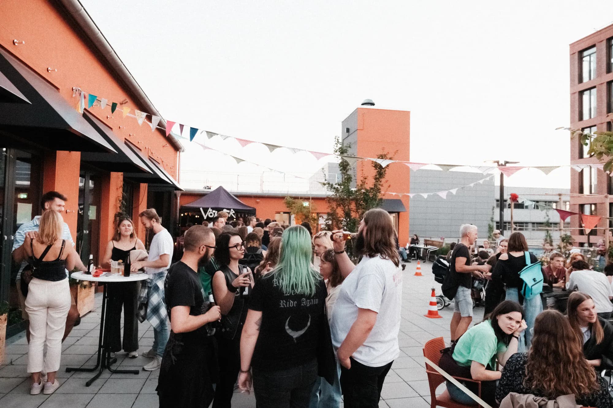 Konzertpublikum beim B-Side Festival 2025